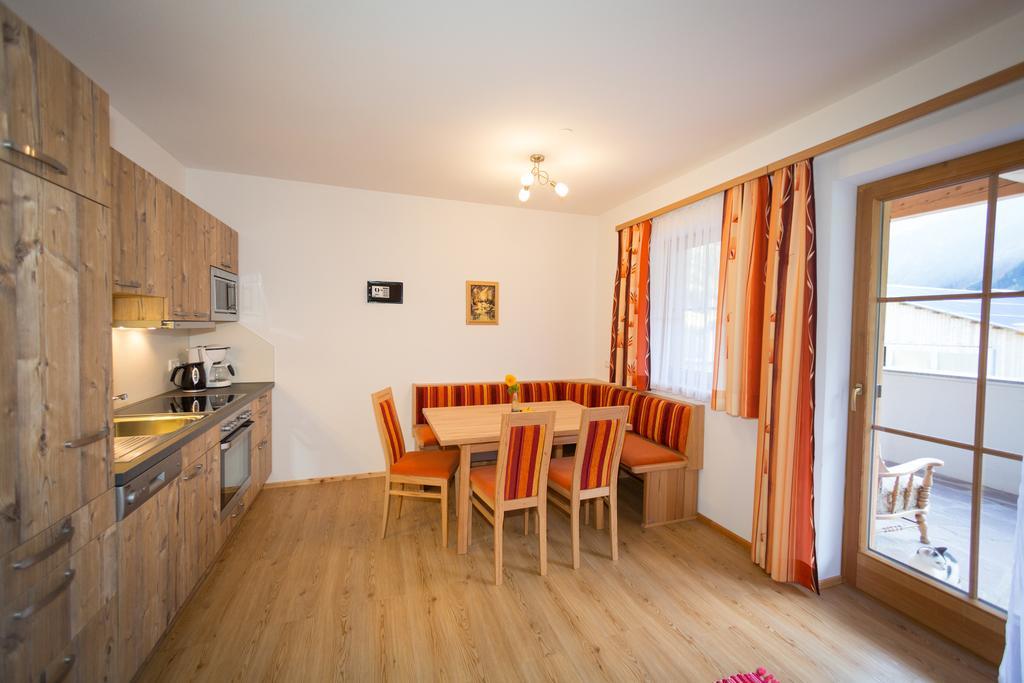 Villa Rojerhof Schladming Habitación foto